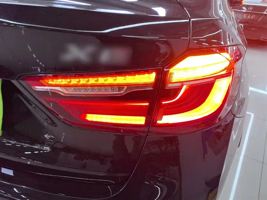 BMW X6 2018 xDrive35i M Sport Luxury Model фото 25