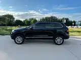 Фото 7 - Volkswagen Touareg