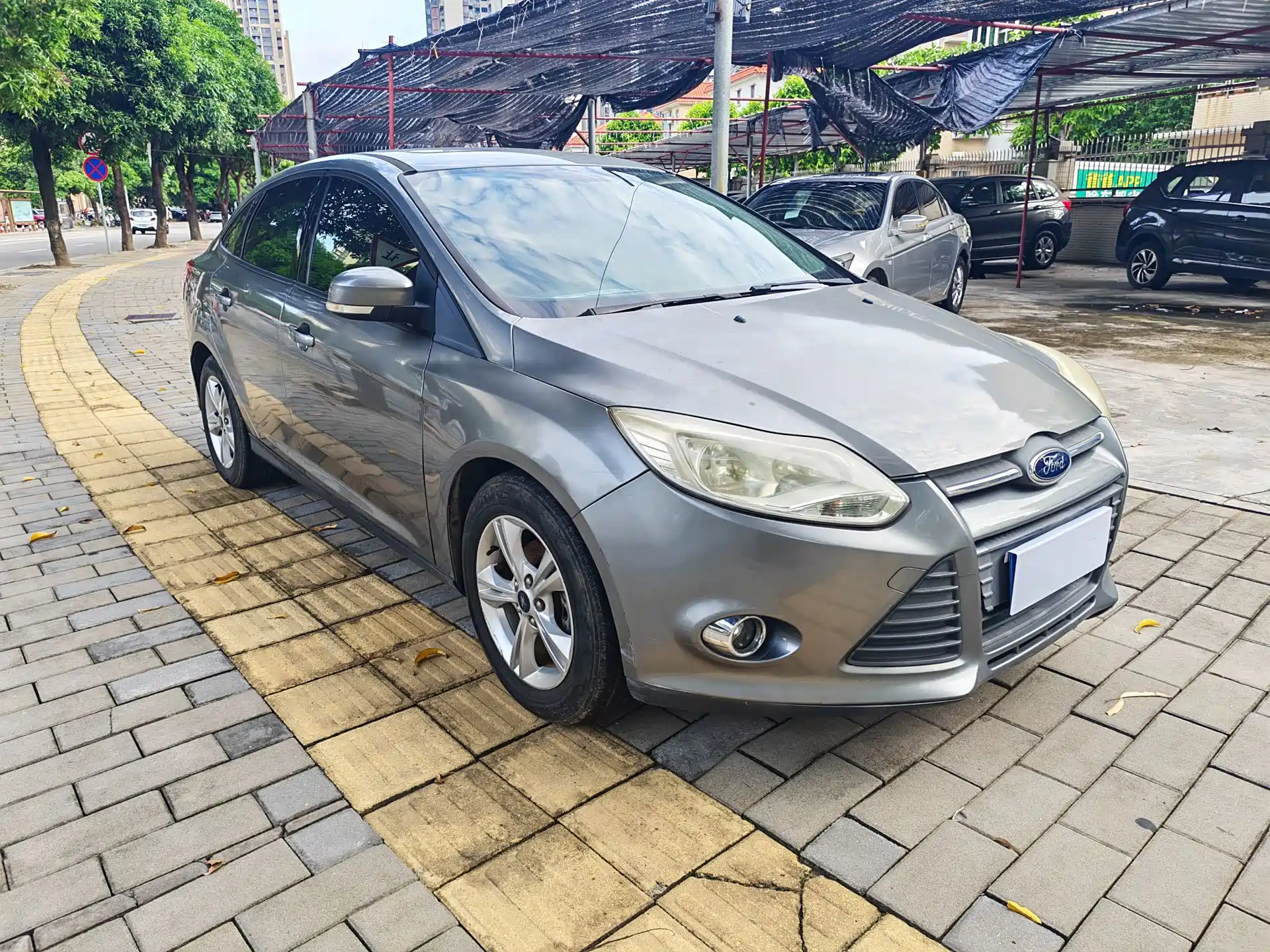Фото 3 - Ford Focus