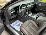 Фото 7 - Audi A8