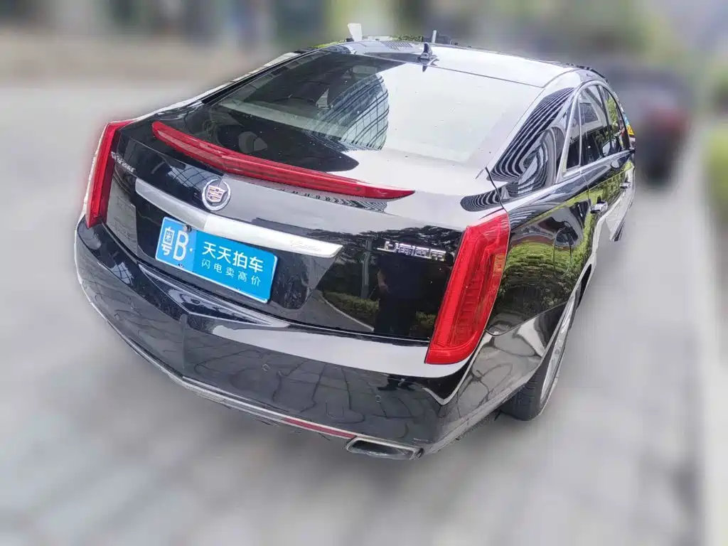 Cadillac XTS 2014 2013 28T Luxury