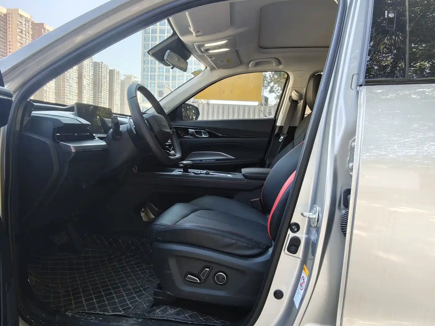 Changan Oshan Z6 2023 2023 Blue Whale 1.5T DCT Smart Enjoyment