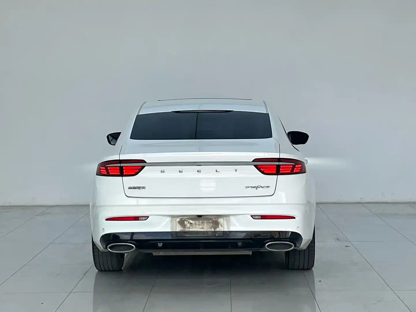 Фото 9 - Geely Preface