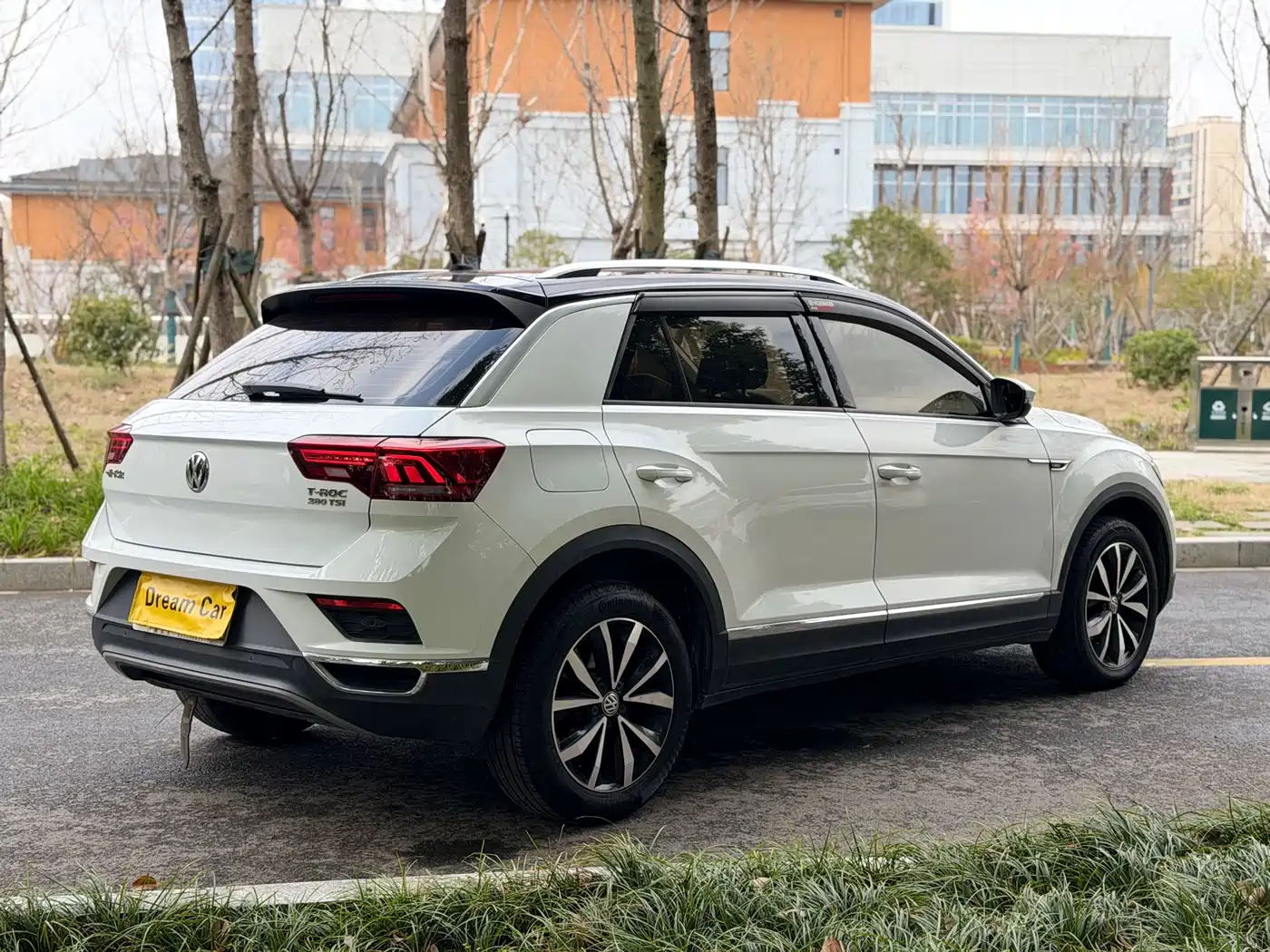 Volkswagen T-ROC 2018 280TSI DSG 2WD Comfort (China V) фото 2