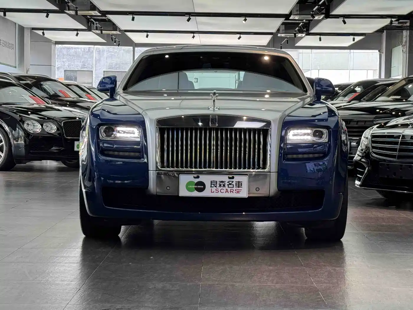 Rolls-Royce Ghost 2013 2014 6.6T Standard Edition