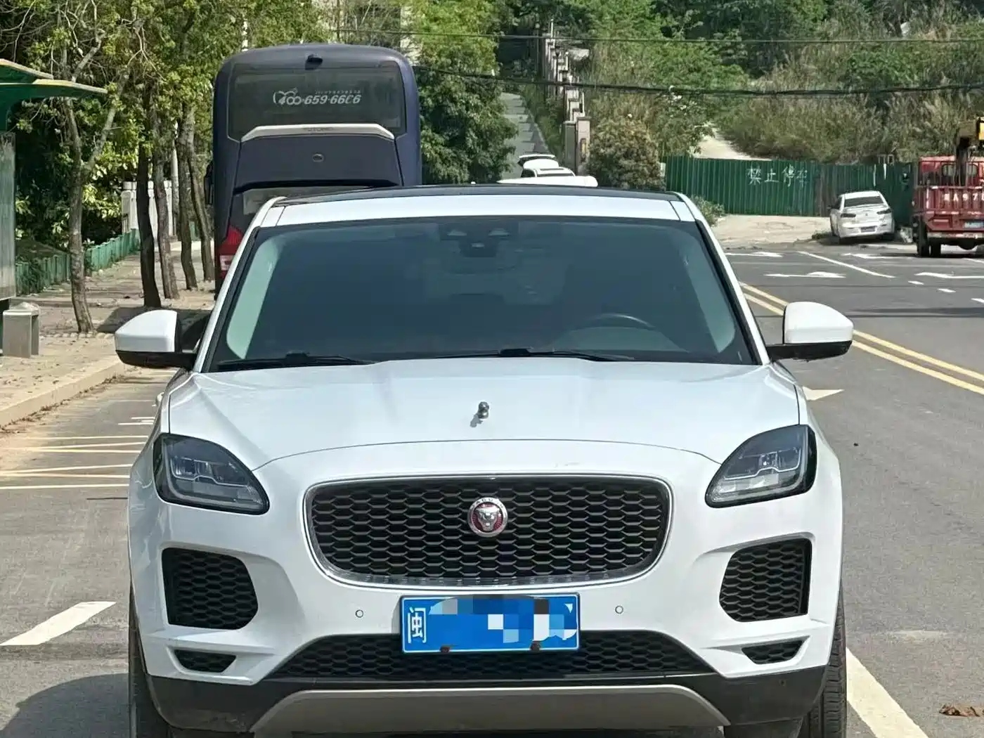 JAGUAR E-PACE