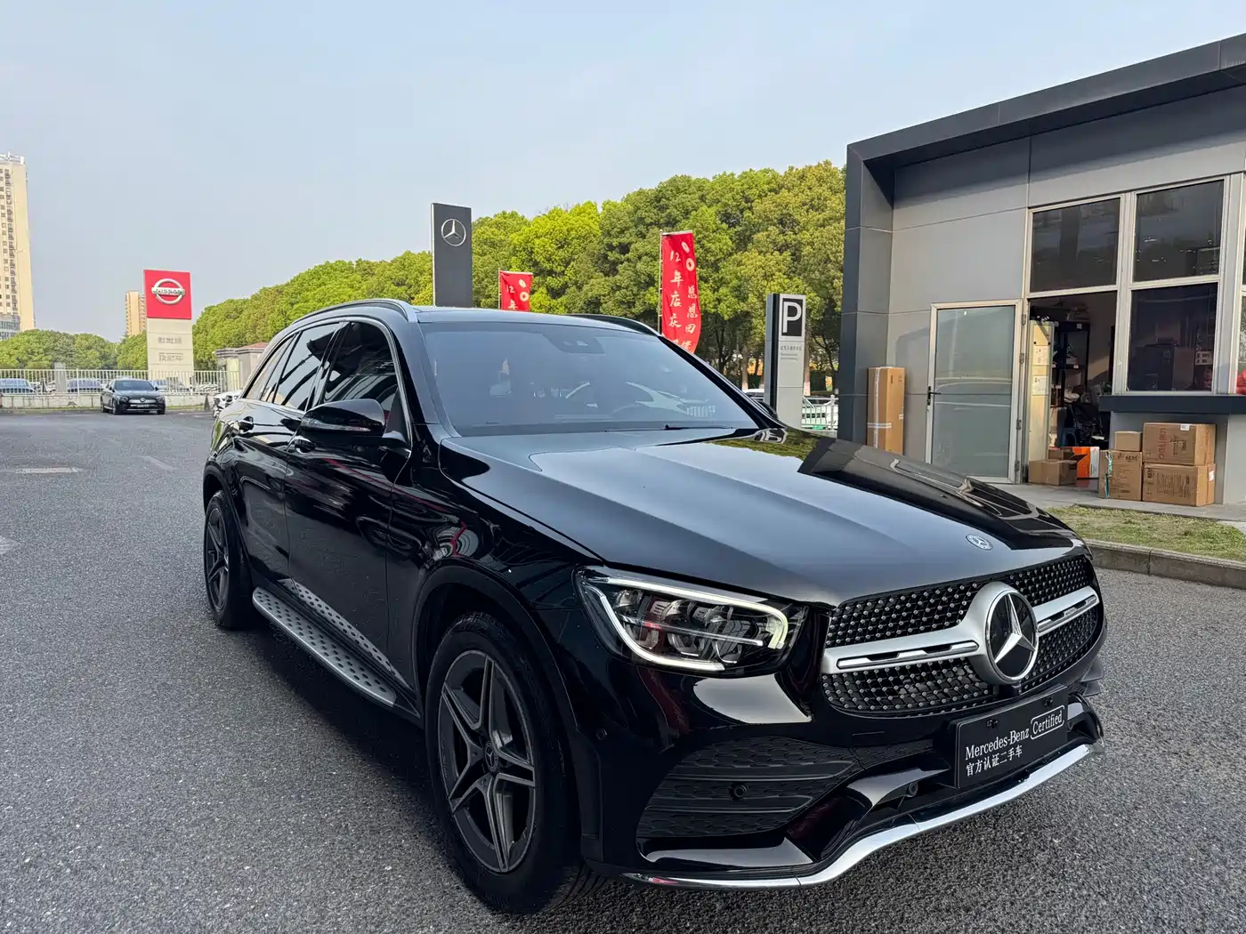 MERCEDES-BENZ GLC