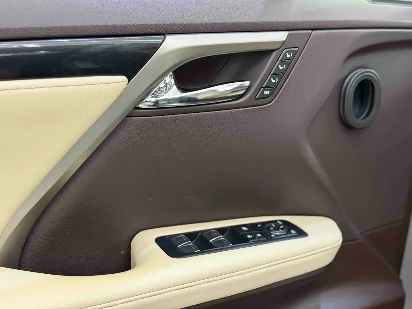 Lexus RX 2016 300 4WD Elegance Edition (China V) фото 10