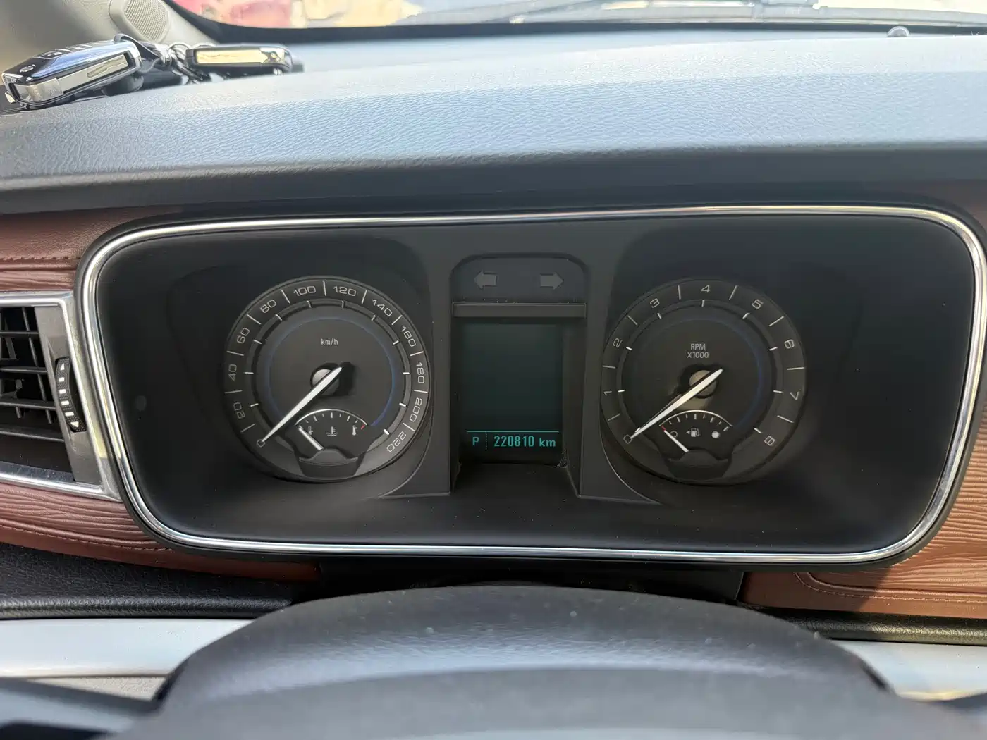Buick GL8 2014 2.4L LT Luxury Business Executive фото 14