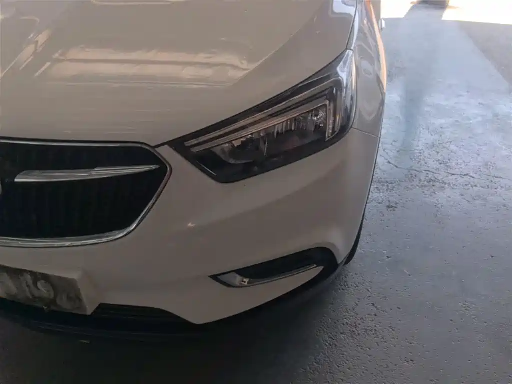 Buick Encore 2017 18T Automatic 2WD Urban Leading фото 24