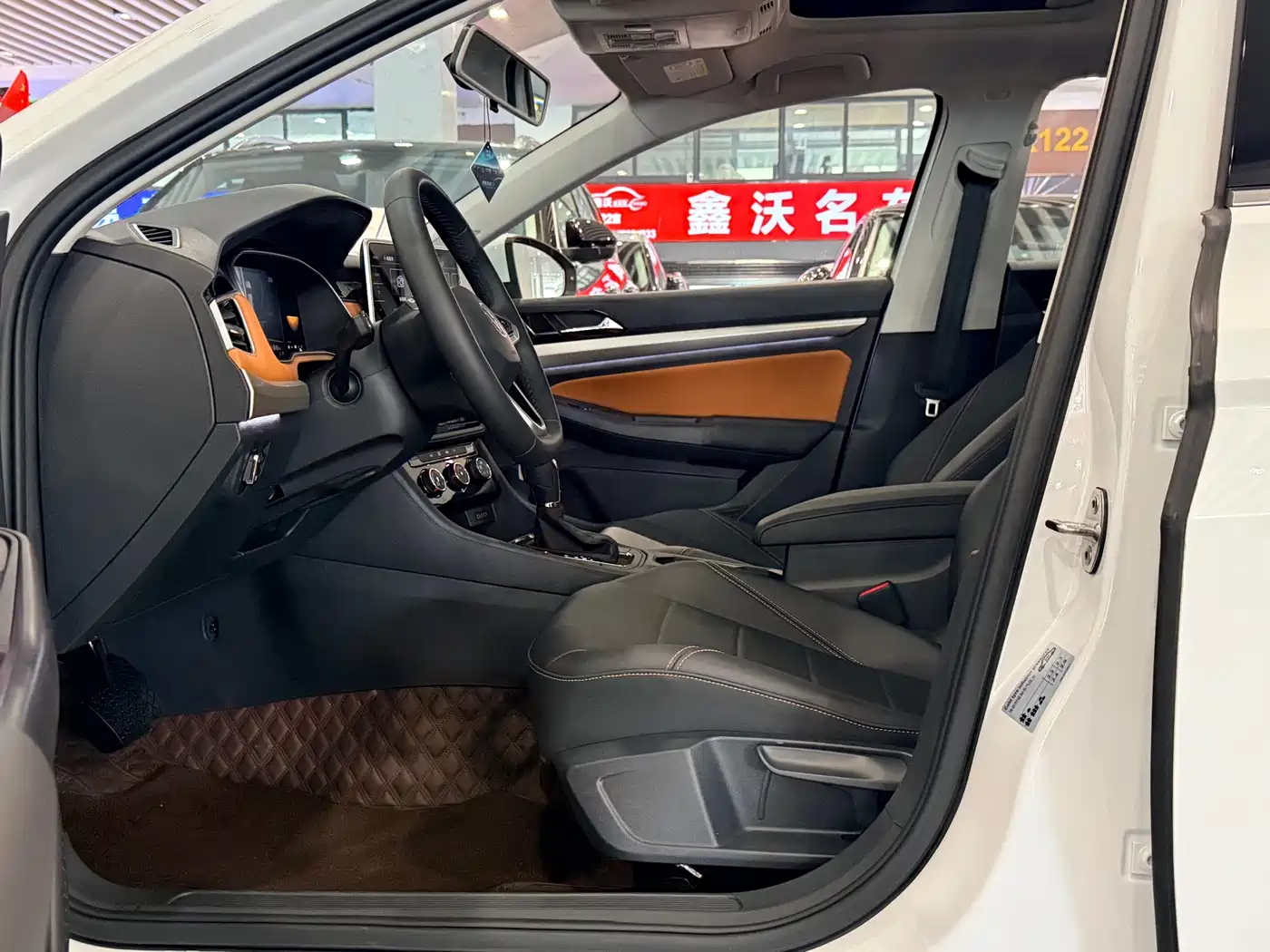 Volkswagen Bora 2024 280TSI DSG Comfort Ride Edition фото 5