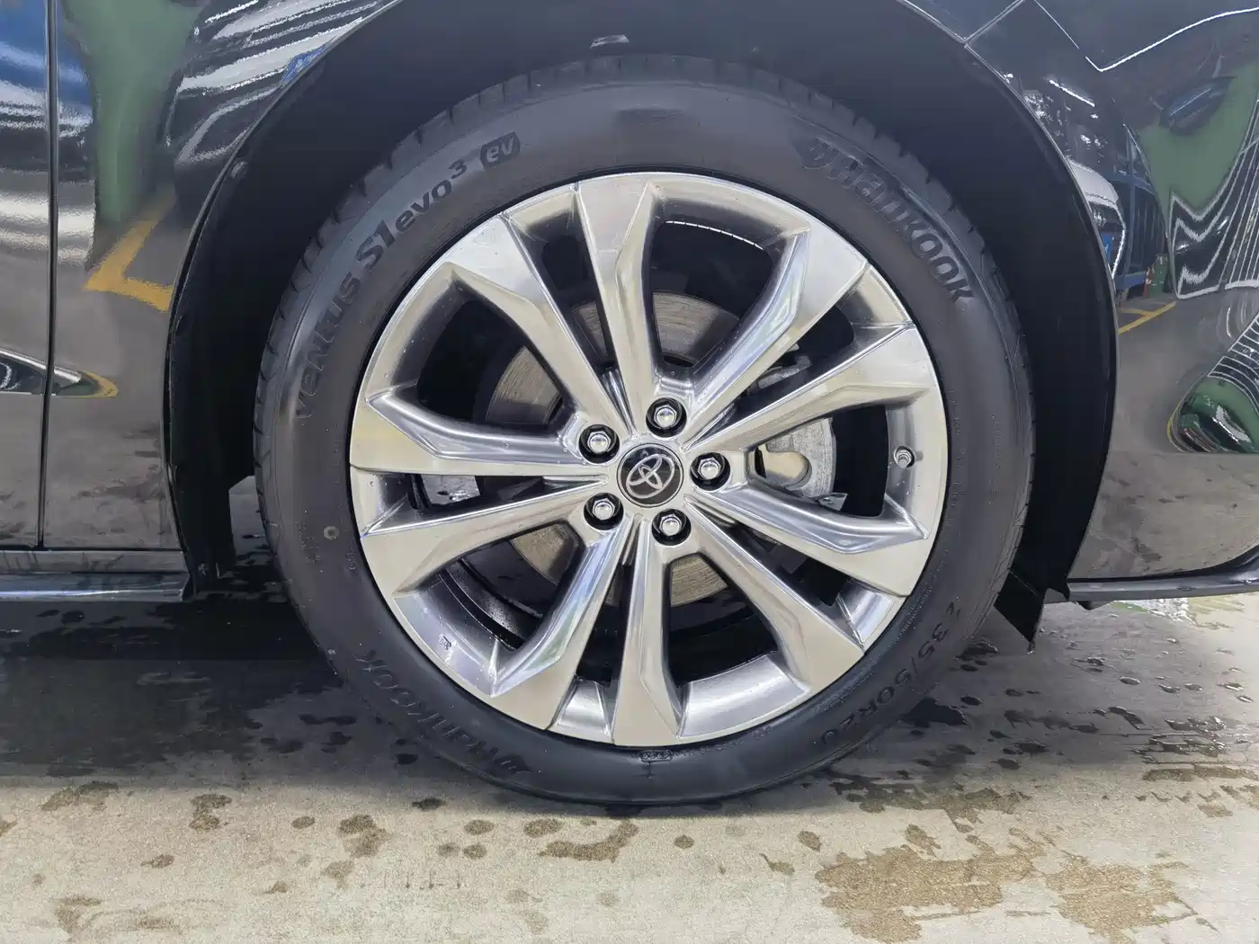 Toyota Sienna 2021 2.5L Hybrid Platinum Edition фото 25