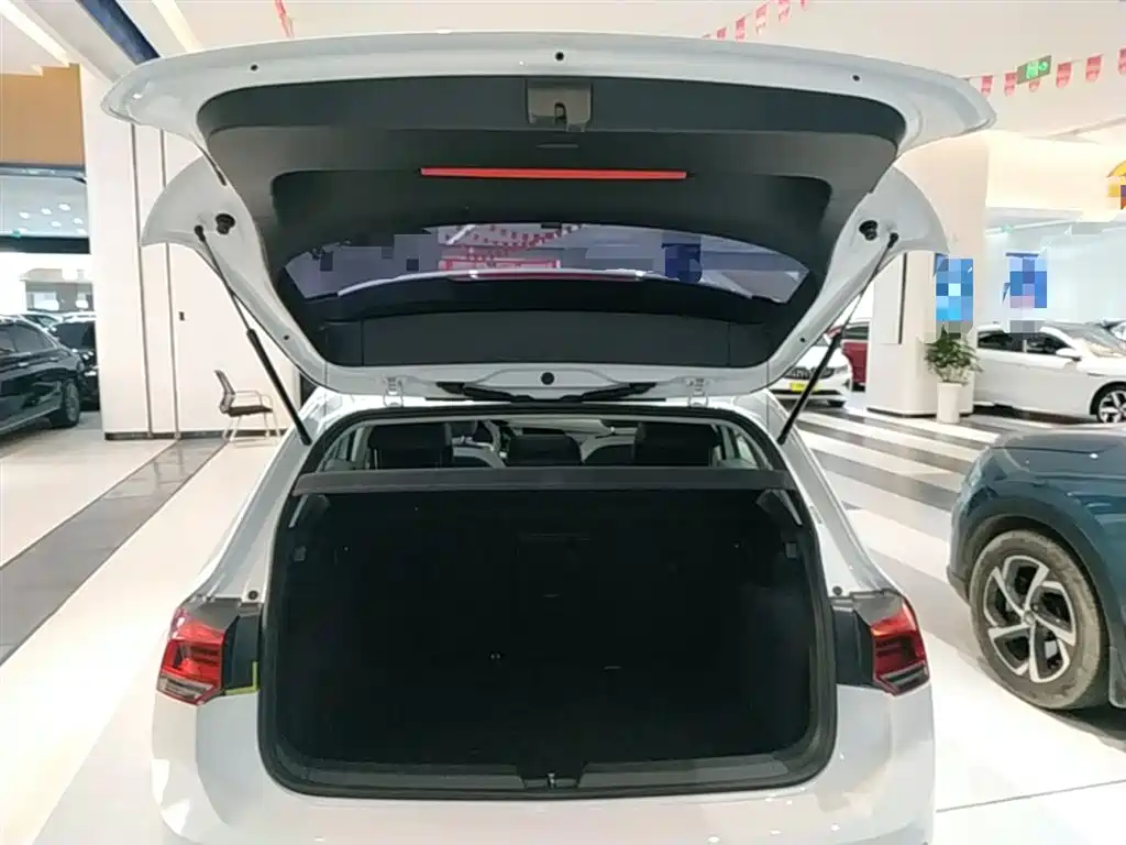 Volkswagen Golf 2023 280TSI DSG Pro фото 19