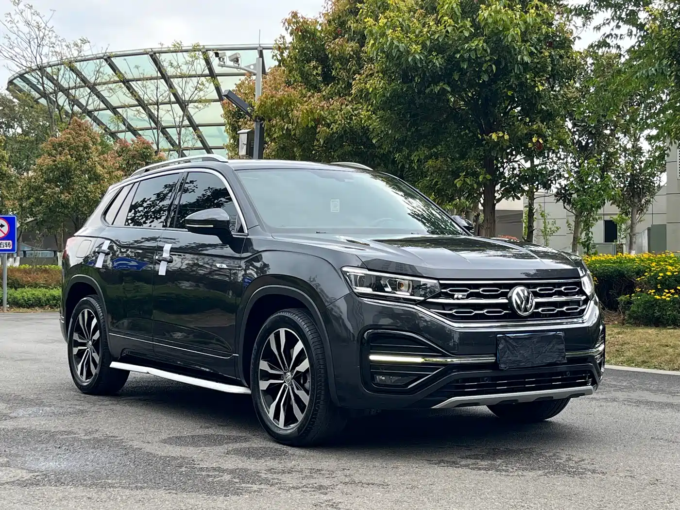 Volkswagen Tayron 2019 380TSI 4WD R-Line China VI фото 3