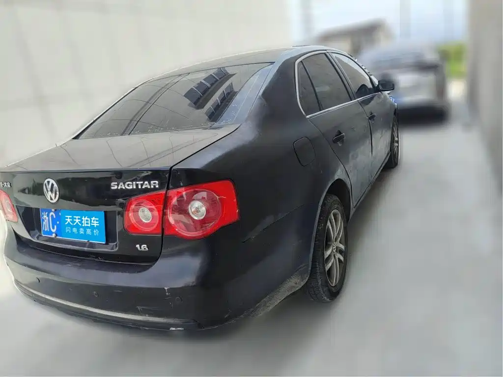 Volkswagen Sagitar 2011 2011 1.6L Automatic Fashion
