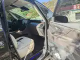Фото 9 - Toyota Vellfire