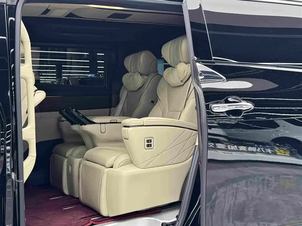 Toyota Alphard 2025 2024 Hybrid 2.5L Ultimate Enjoyment Edition
