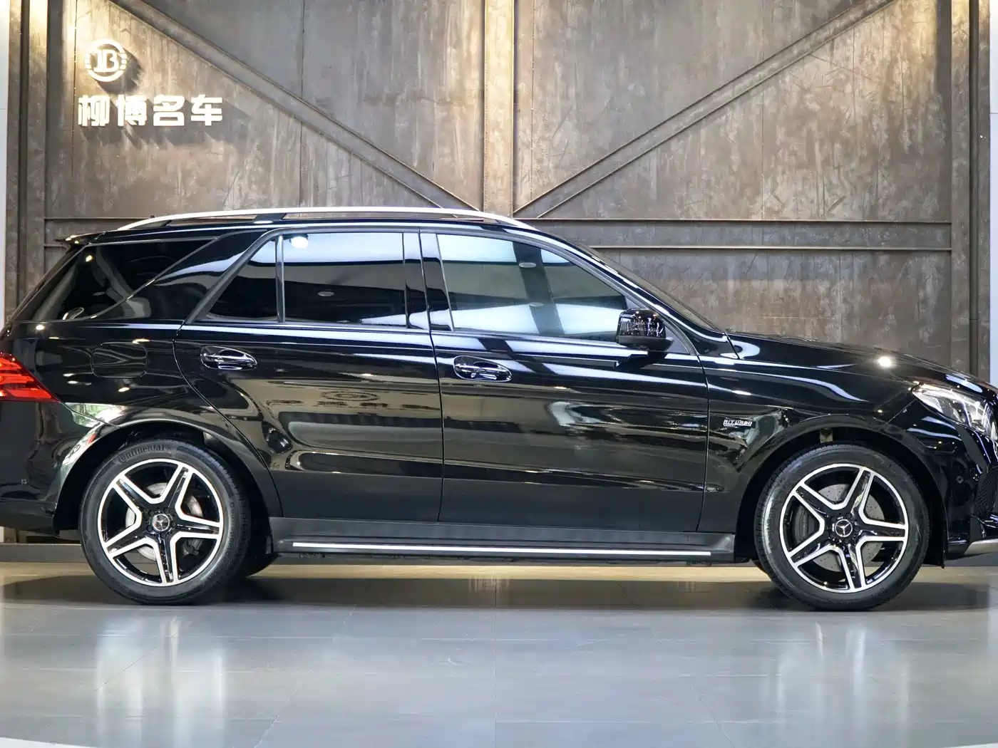 Mercedes-Benz GLE AMG 2017 AMG GLE 43 4MATIC фото 4