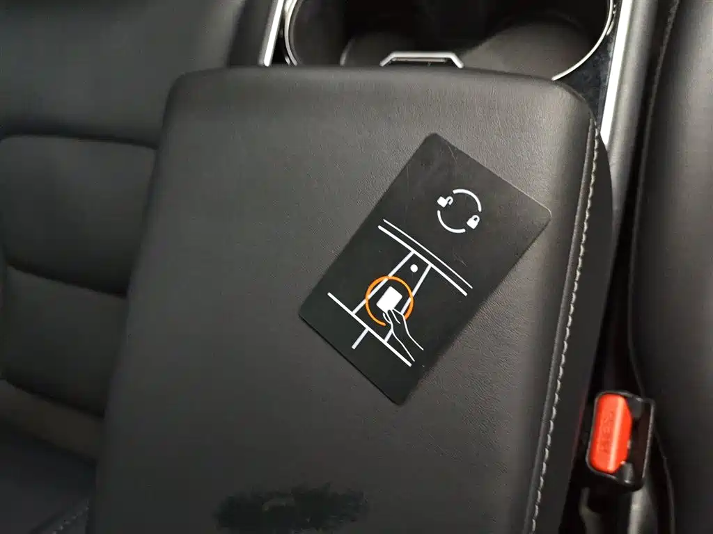 TESLA MODEL 3 (IMPORTED)