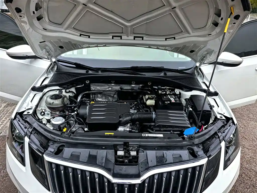 Škoda Octavia 2022 1.5L Automatic Comfort Edition фото 11