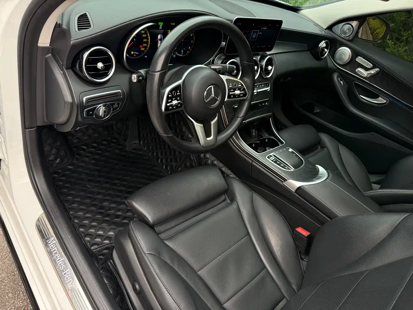 Mercedes-Benz C-Class 2019 Facelift C 260 L Sport фото 11