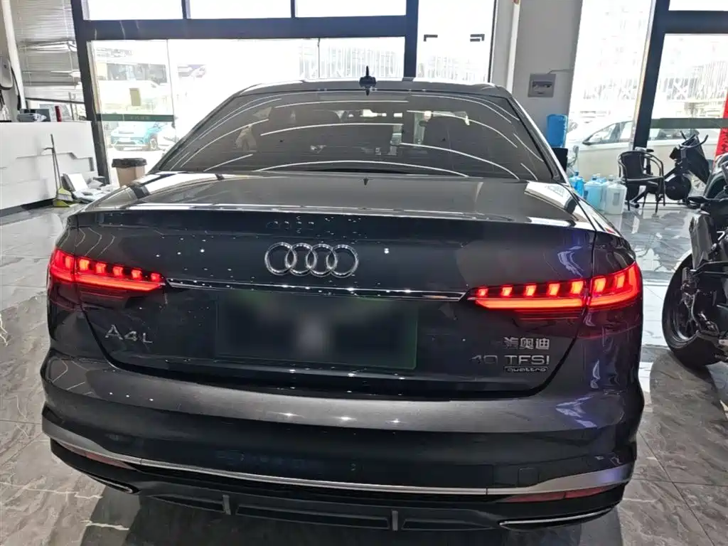 Audi A4L 2020 40 TFSI quattro Luxury Dynamic фото 6