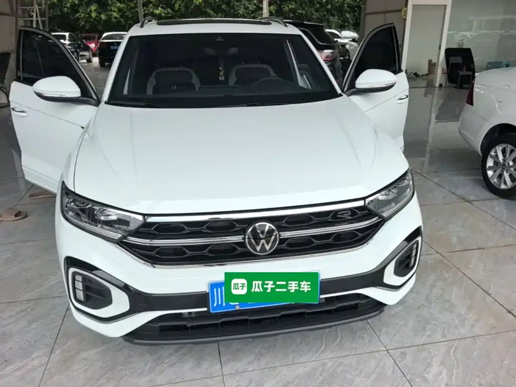 Photo 3 - Volkswagen T-ROC