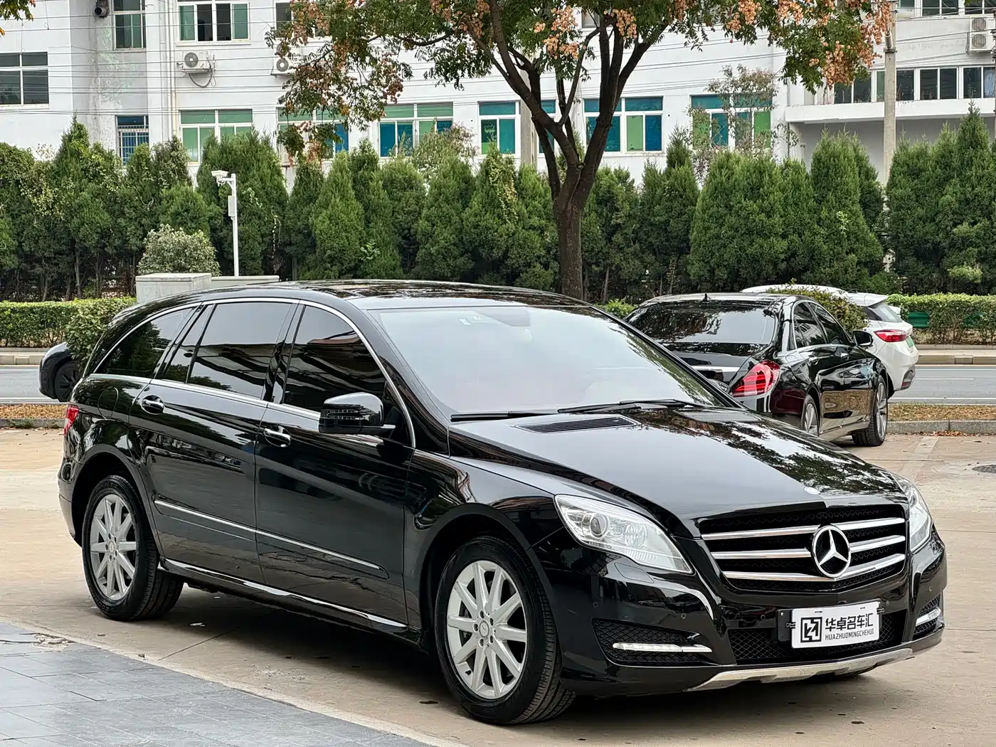 Mercedes-Benz R-Class 2010 R 500 L 4MATIC Grand Edition фото 3