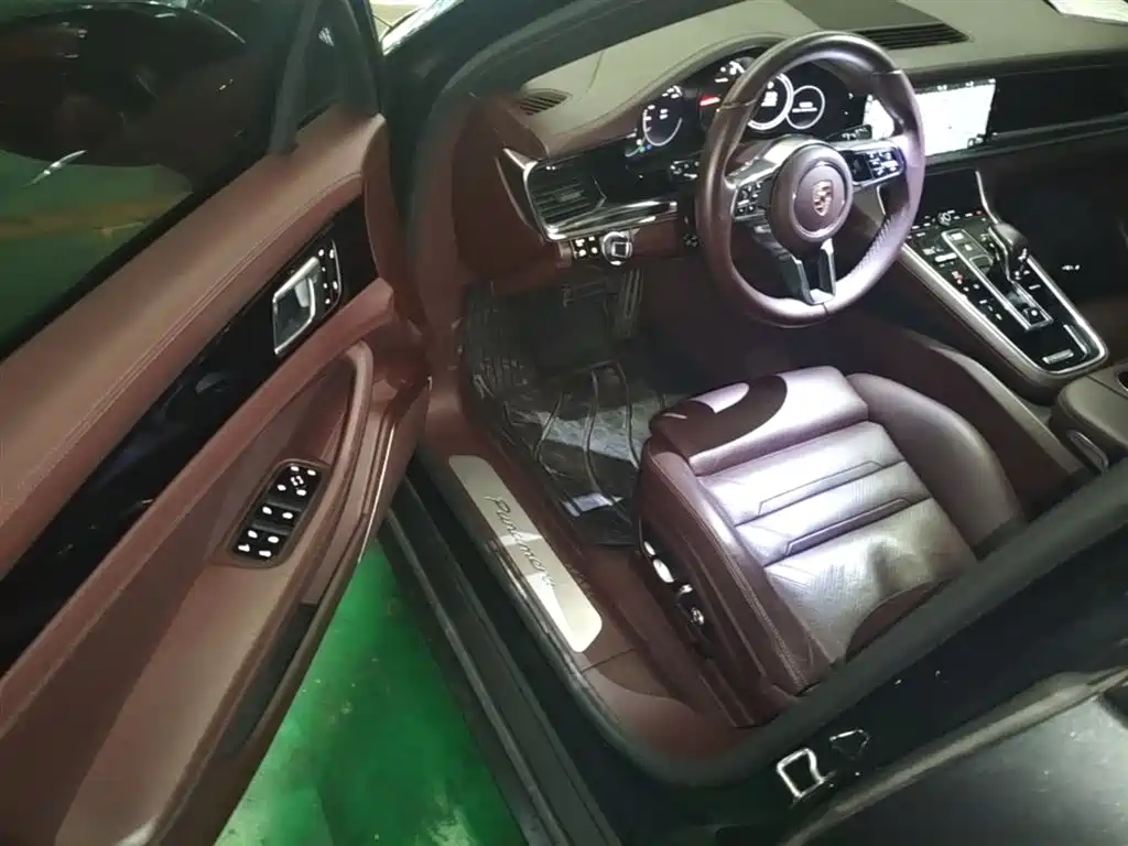 Porsche Panamera 2017 Panamera 3.0T фото 16