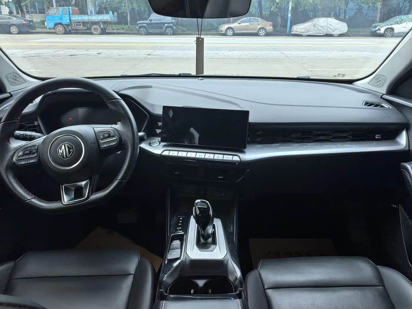 Фото 9 - MG MG5