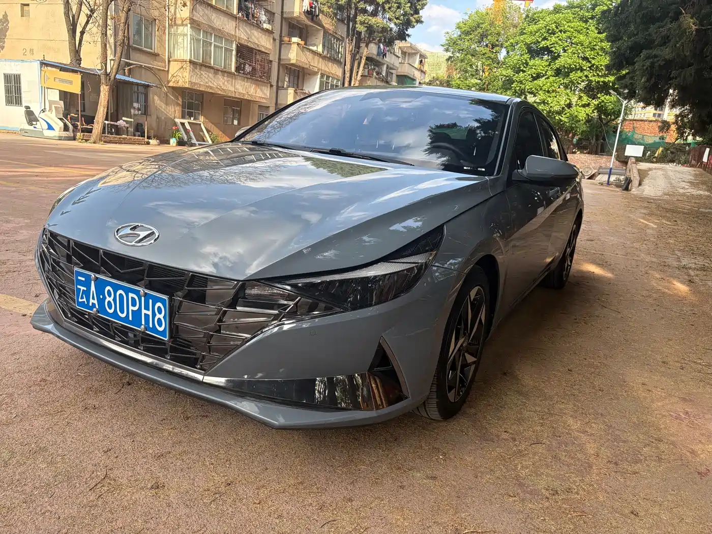 Hyundai Elantra 2022 240TGDi DCT LUX Premium Edition