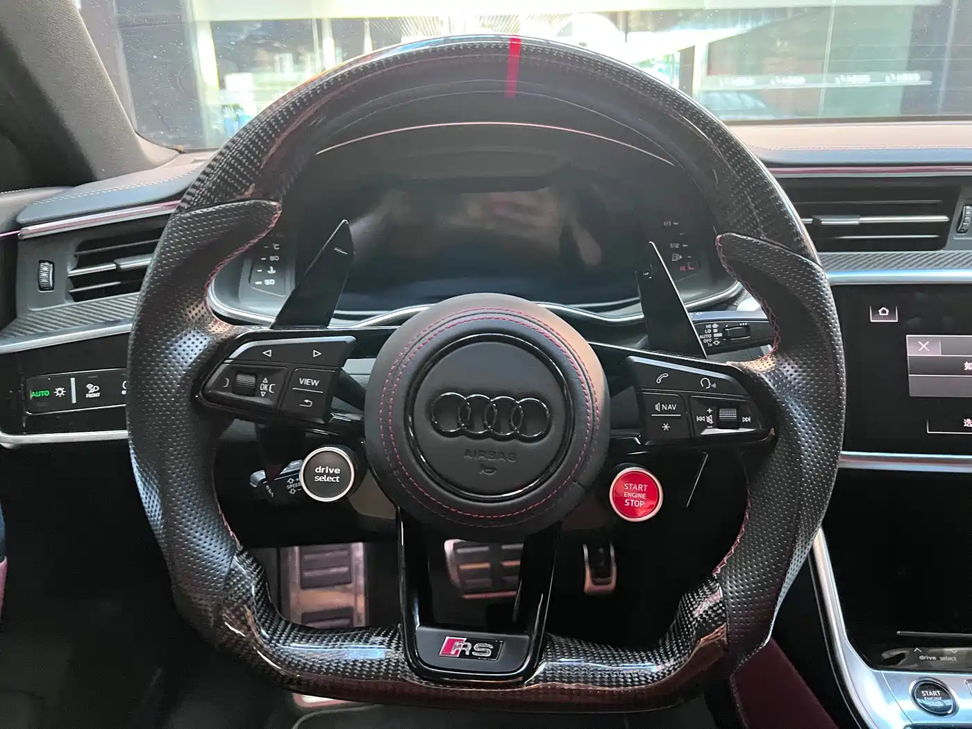 Audi A7L 2024 45 TFSI quattro S-line Black Warrior Edition фото 9