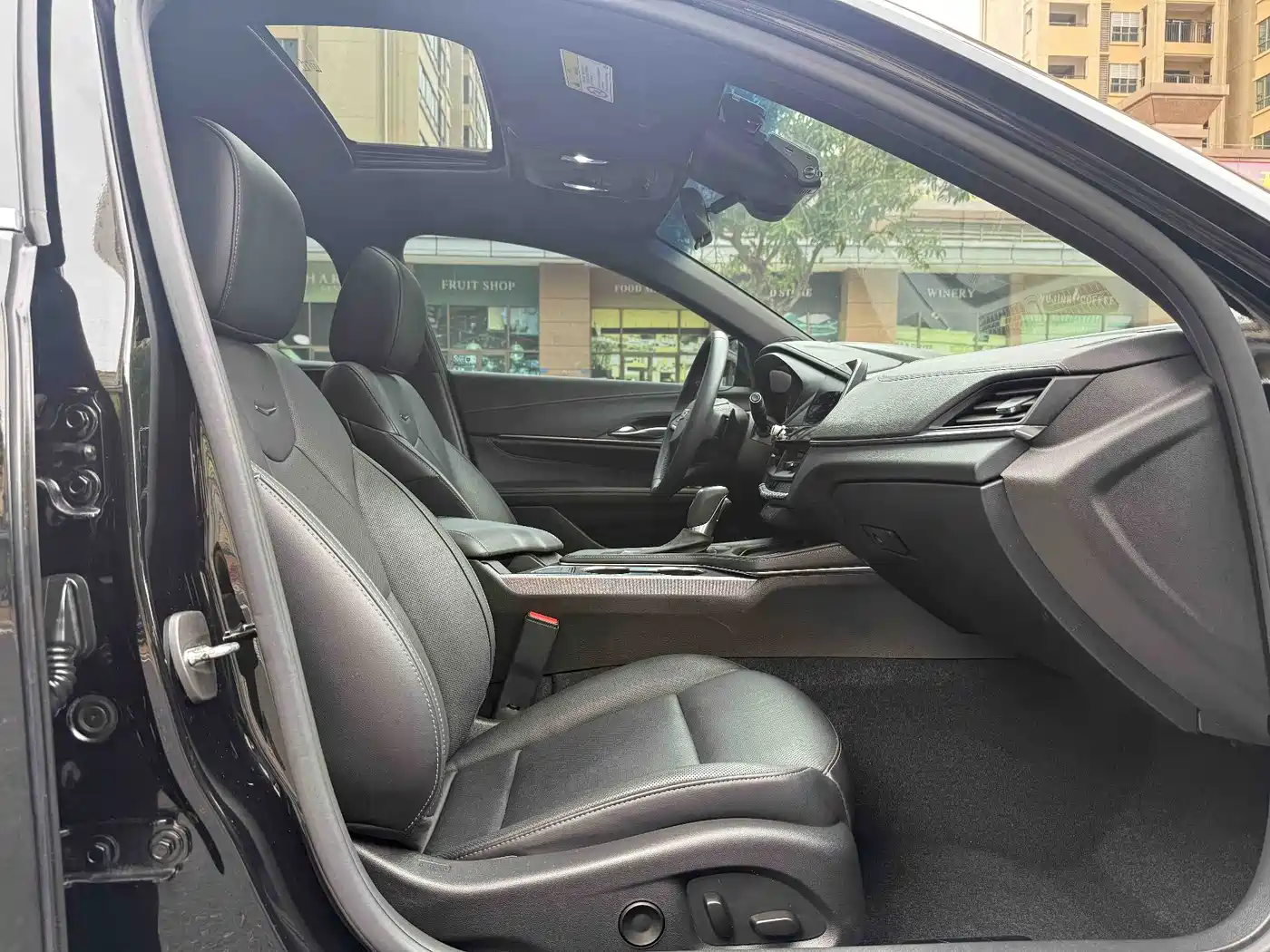 Cadillac CT4 2022 28T Luxury Model фото 9