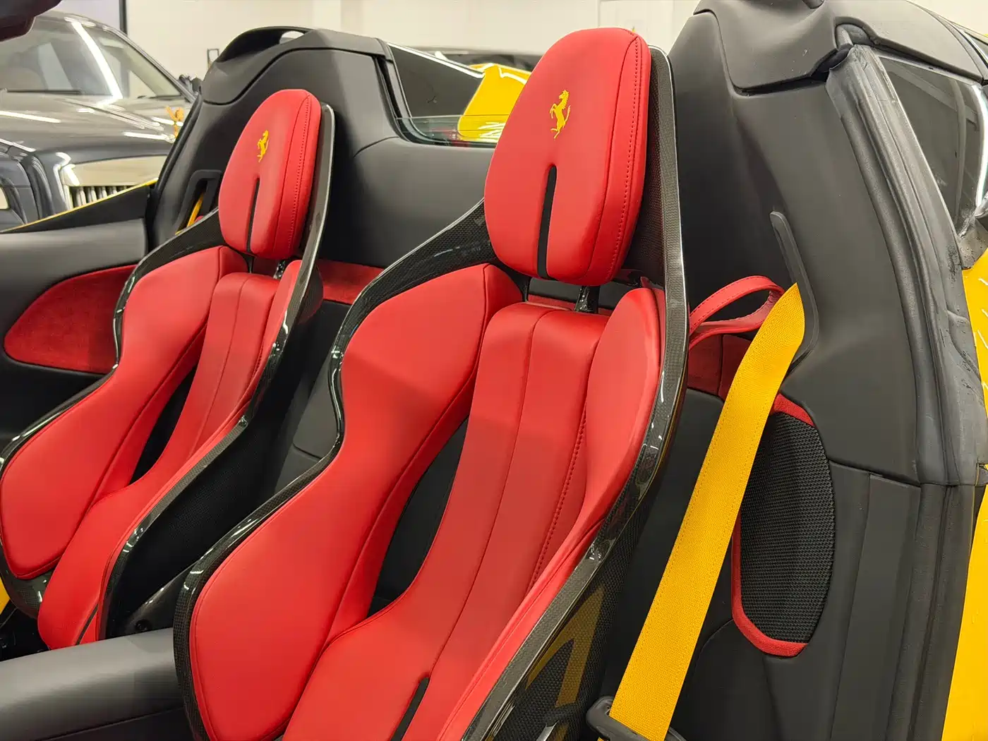 Ferrari SF90 2025 2021 3.9T V8 Spider