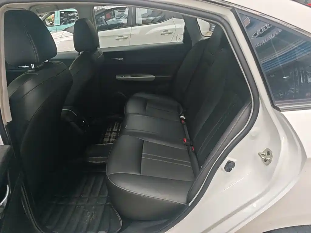 Dongfeng Aeolus Dongfeng Fengshen E70 2022 2021 Facelift 360H Battery Swap Version