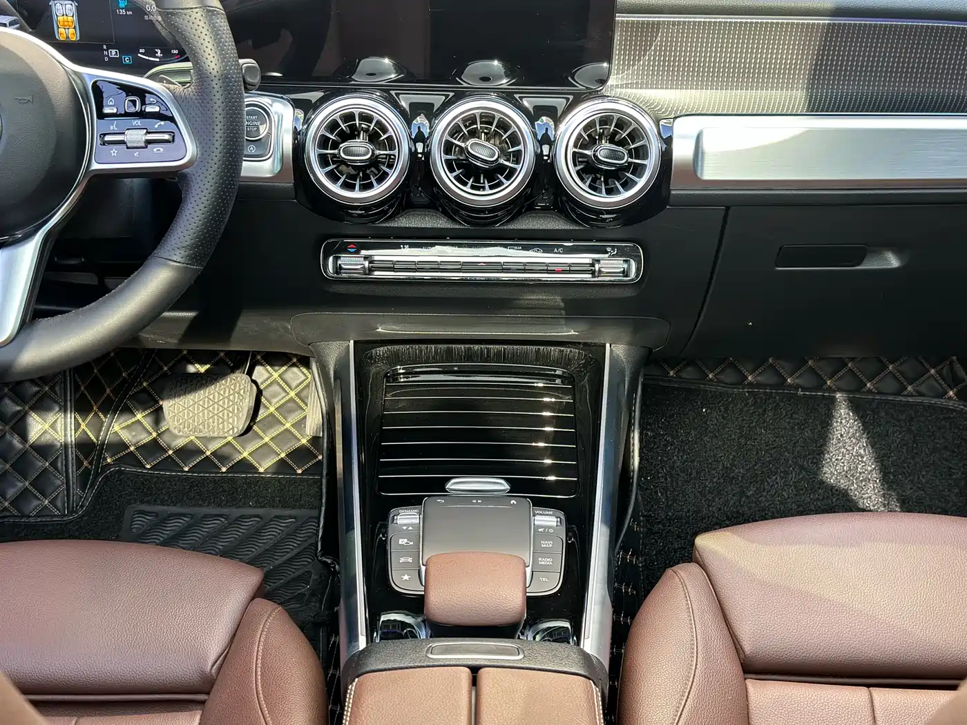 Mercedes-Benz GLB 2022 Facelift GLB 200 Fashion Style фото 16