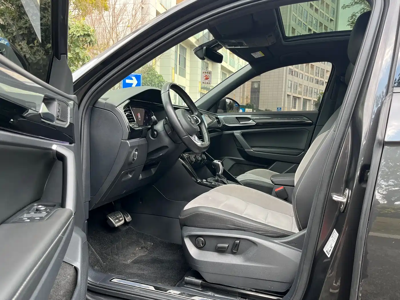 Volkswagen Tayron 2019 380TSI 4WD R-Line China VI фото 4