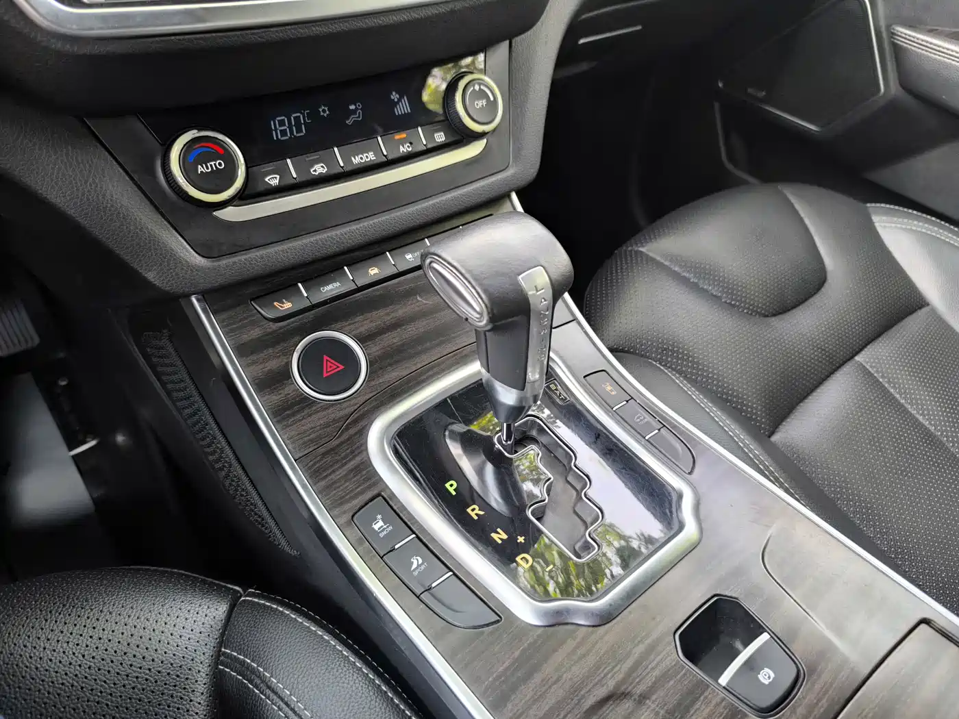 Landwind X7 2017 2015 2.0T Panoramic Flagship Edition