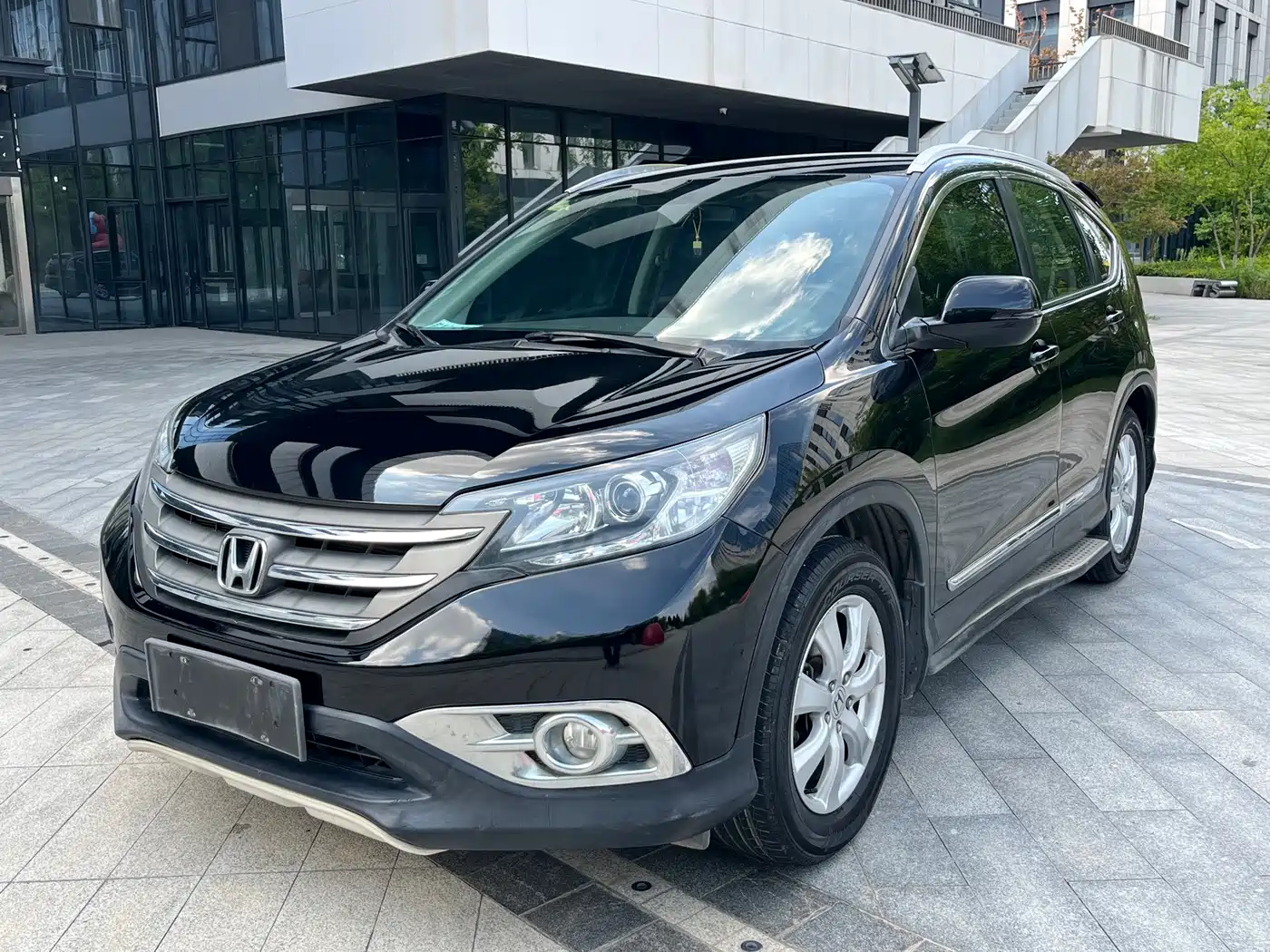 Фото 1 - Honda CR-V
