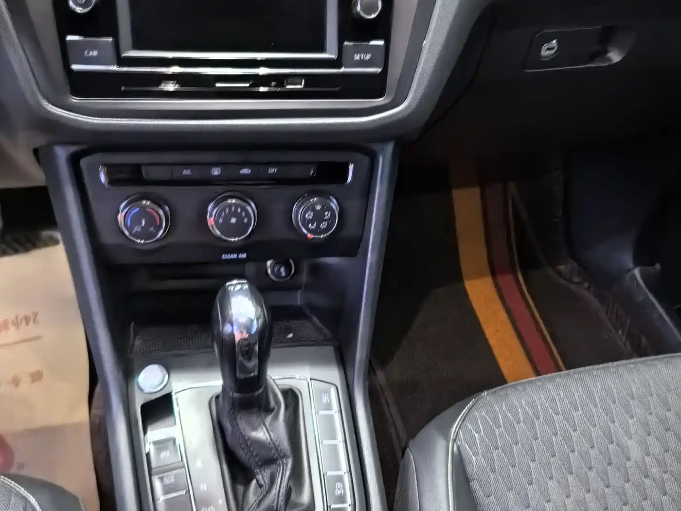 Volkswagen Tiguan L 2020 330TSI Auto 2WD Trend China VI фото 11