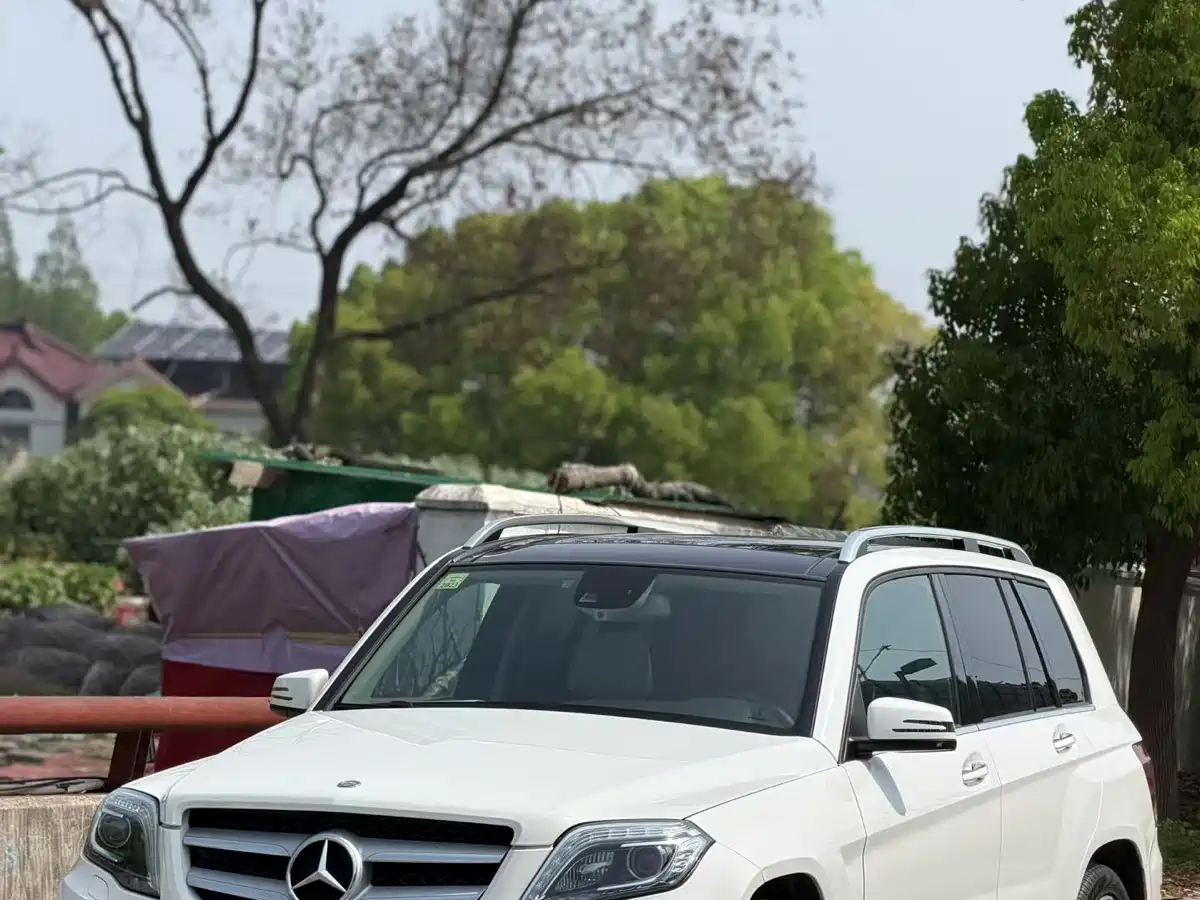 Mercedes-Benz GLK-Class 2015 GLK 300 4MATIC Luxury Ultimate Edition фото 2