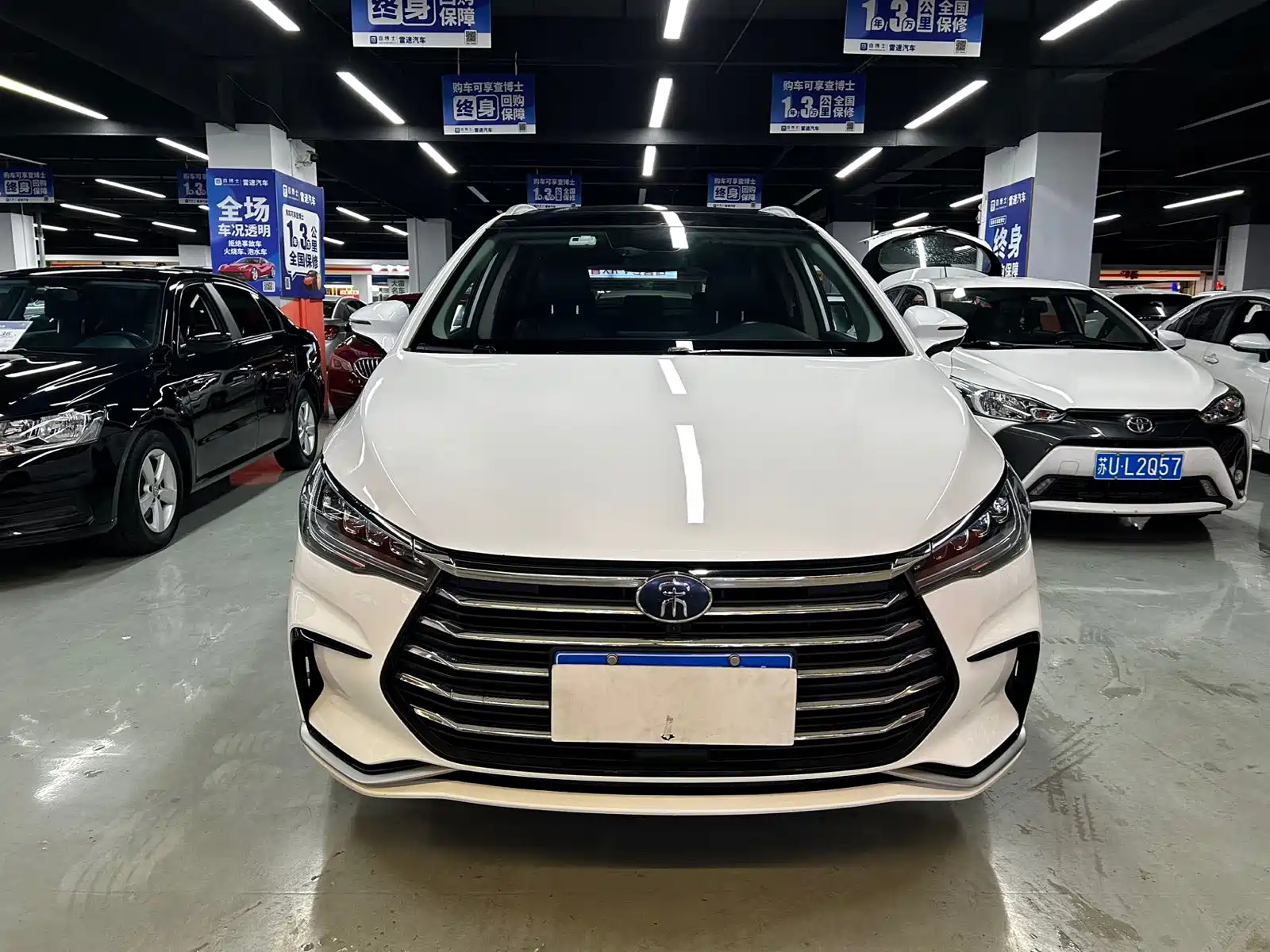 Фото 2 - BYD Song MAX