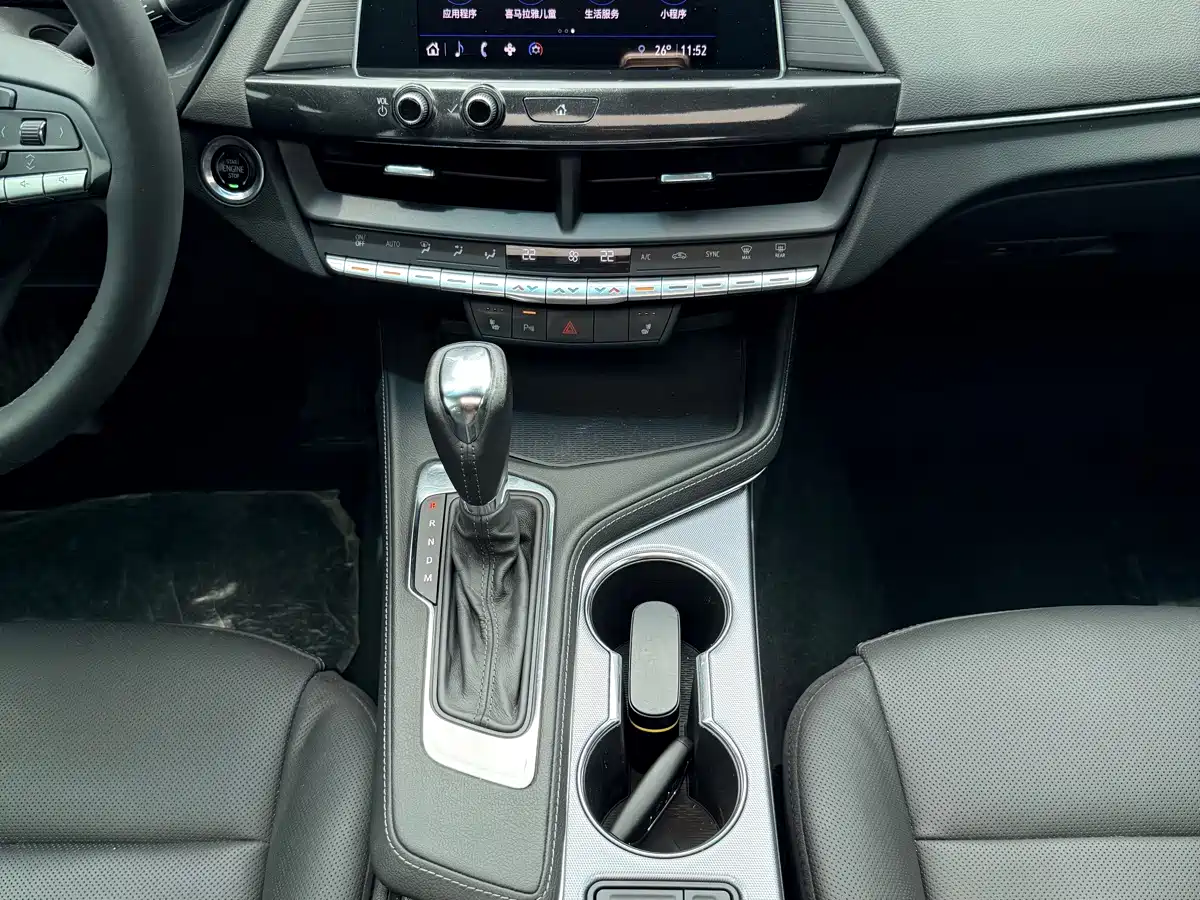 Cadillac CT4 2024 2022 28T Luxury Model