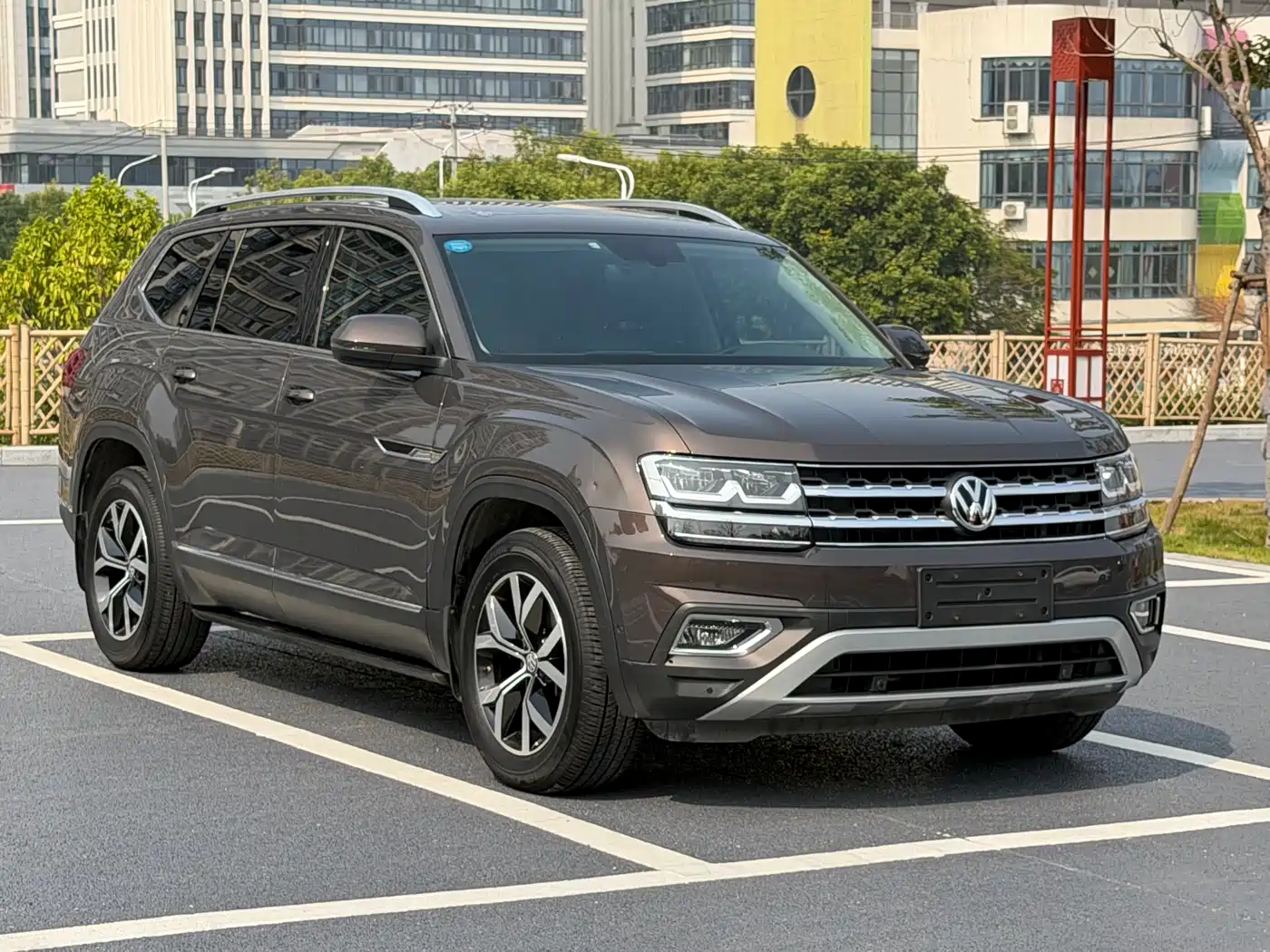 Volkswagen Teramont 2019 330TSI 2WD Luxury China VI фото 3
