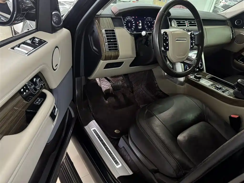 Land Rover Range Rover 2019 3.0 SC V6 Heritage Extended Edition фото 14