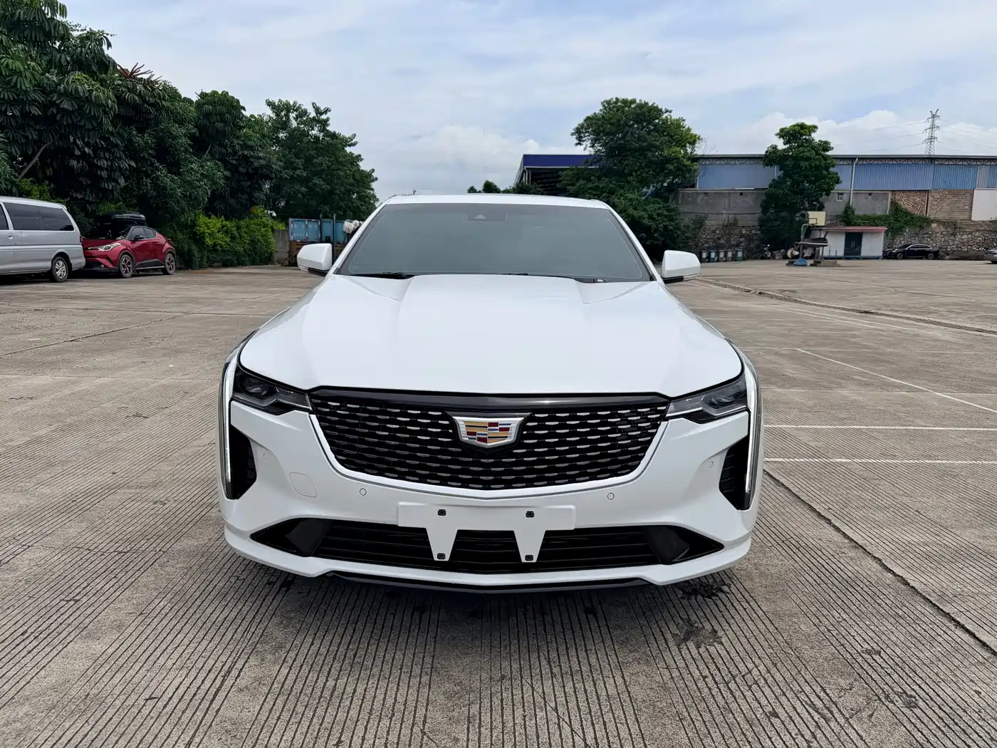 Cadillac CT4 2024 2022 28T Luxury Model