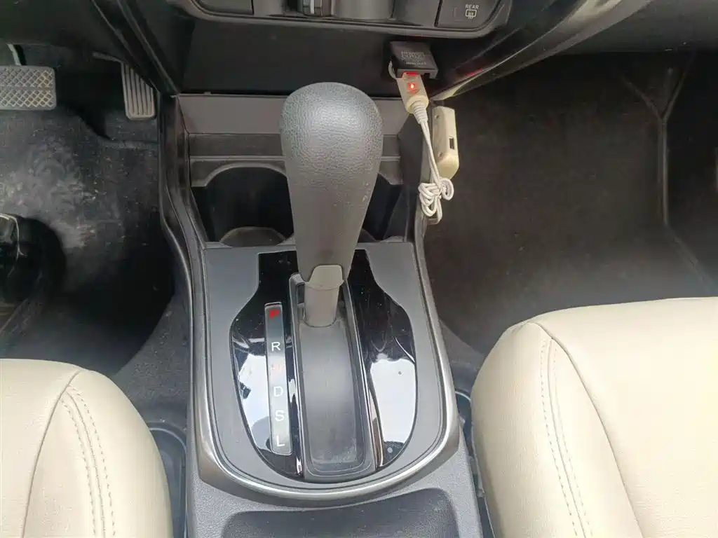 Honda Greiz 2017 2016 1.5L CVT Classic Edition