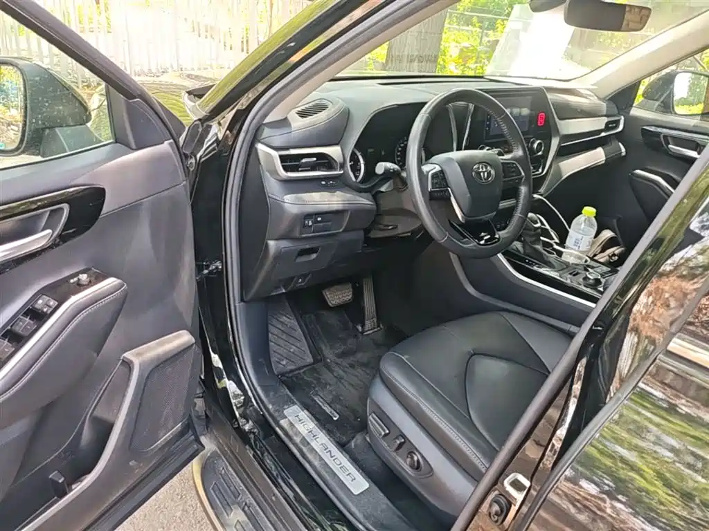 Toyota Highlander 2022 380T 4WD Luxury 7-Seater фото 16