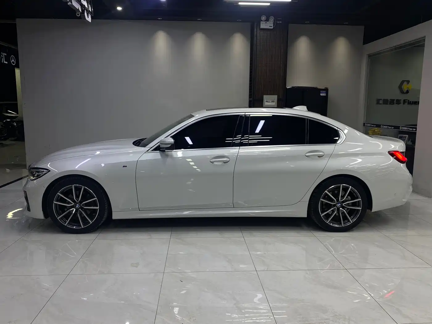 BMW 3 Series 2020 320Li M Sport Package фото 15