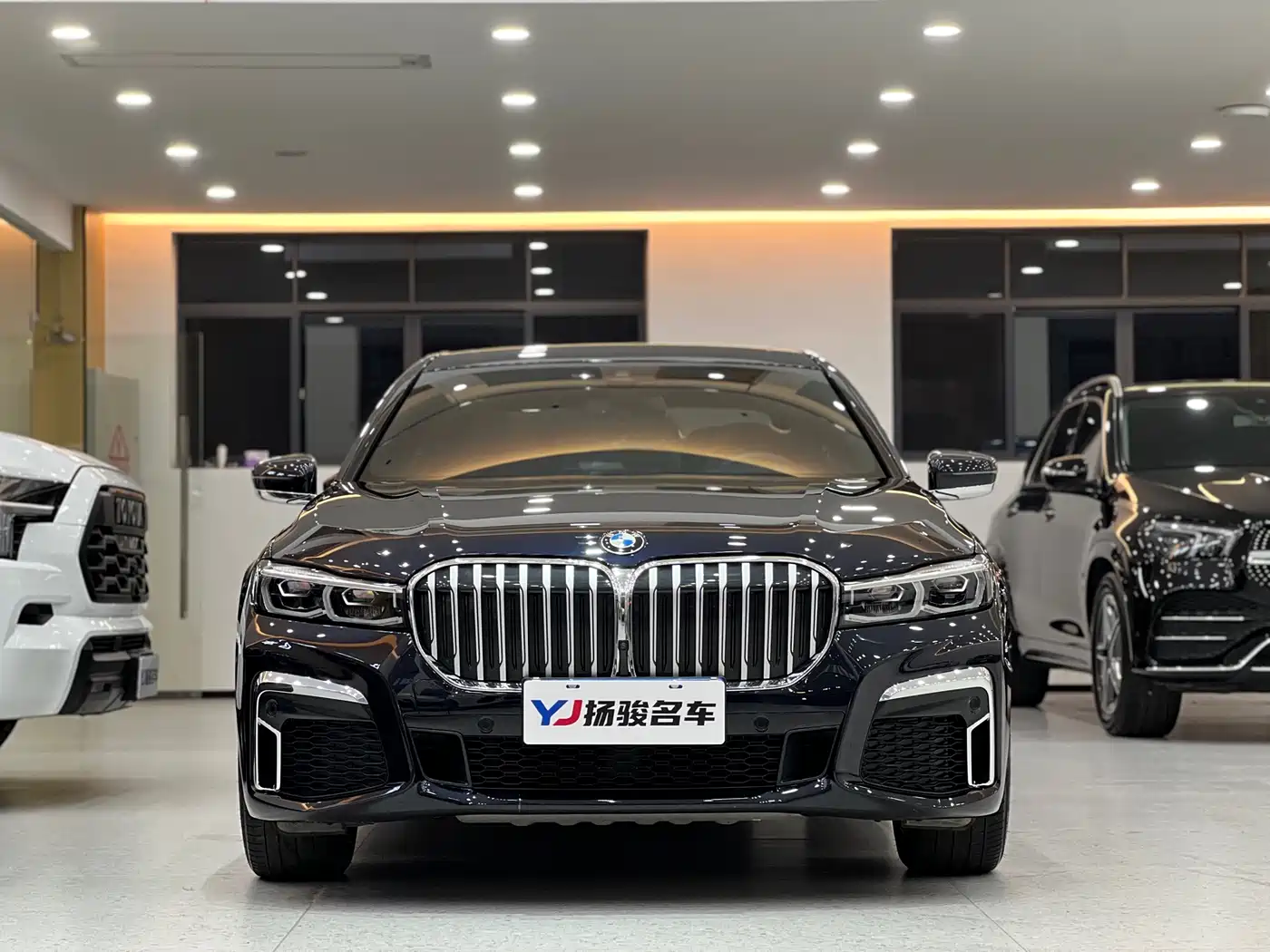 BMW 7 Series 2019 730Li M Sport Package фото 2